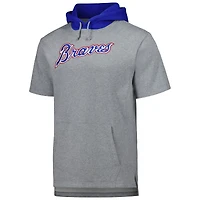 Chandail à capuchon manches courtes d'après-match Mitchell & Ness Heather Grey des Atlanta Braves pour homme