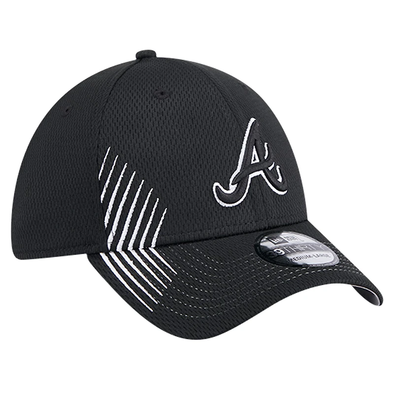Casquette flex Active Dash Mark 39THIRTY des Atlanta Braves New Era noire pour hommes