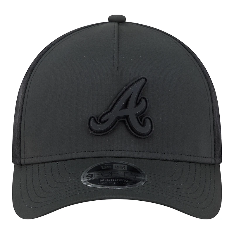 Men's New Era  Black Atlanta Braves Badged M-Crown A-Frame 9FORTY Trucker Adjustable Hat