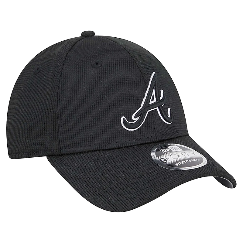 Casquette ajustable noire Pivot 9FORTY des Braves d'Atlanta de New Era pour homme