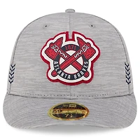 Men's New Era  Gray Atlanta Braves 2024 Clubhouse Low Profile 59FIFTY Fitted Hat