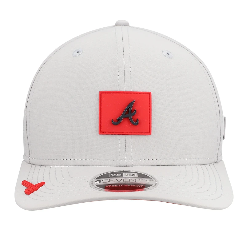 Men's New Era Gray Atlanta Braves 2026 Clubhouse 9SEVENTY Adjustable Hat
