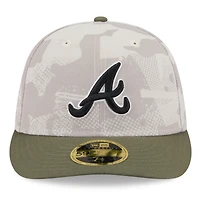 Casquette ajustée 59FIFTY Atlanta Braves 2025 Armed Forces Day pour homme, beige clair/olive, New Era