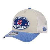 Men's New Era  Light Beige/Royal Atlanta Braves Frayed M-Crown A-Frame 9FORTY Trucker Adjustable Hat