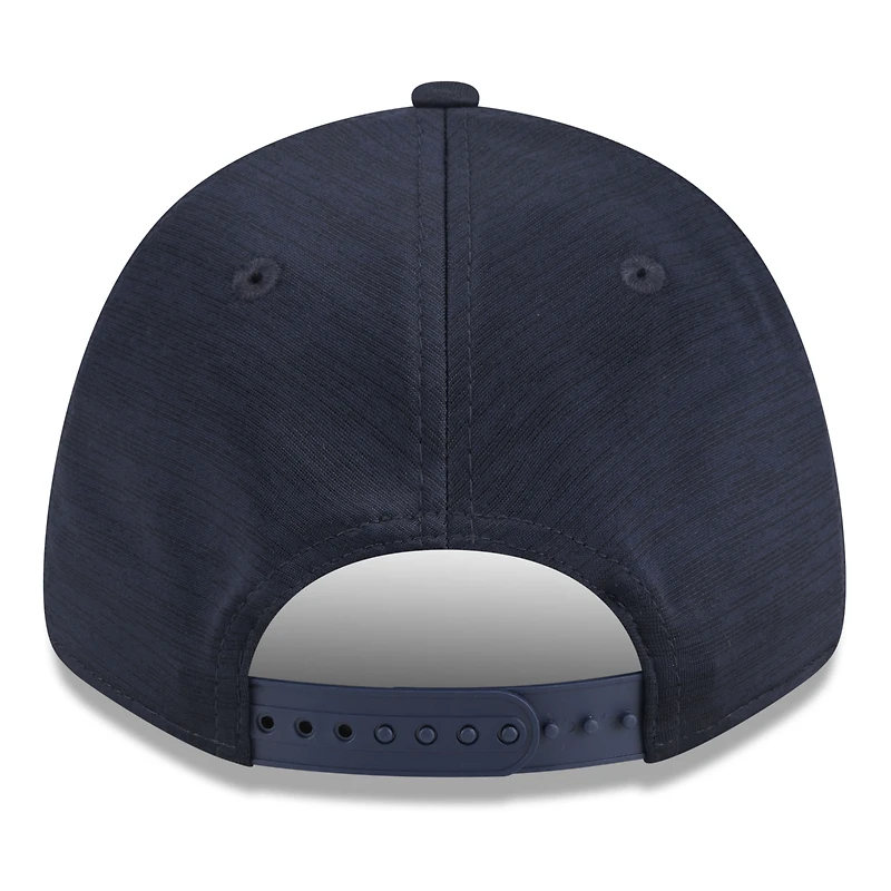 Casquette réglable bleu marine Atlanta Braves 2024 Clubhouse 9FORTY New Era pour hommes