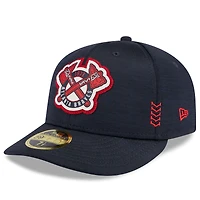 Casquette ajustée 59FIFTY à profil bas Atlanta Braves 2024 Clubhouse New Era pour hommes, bleu marine