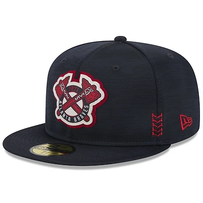 Men's New Era  Navy Atlanta Braves 2024 MLB Clubhouse 59FIFTY Fitted Hat