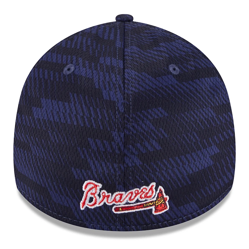 Men's New Era Navy Atlanta Braves 2025 MLB Clubhouse 39THIRTY Flex Hat