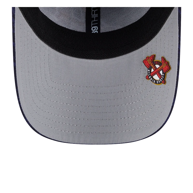 Men's New Era Navy Atlanta Braves 2025 MLB Clubhouse 39THIRTY Flex Hat
