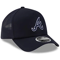 Men's New Era Navy Atlanta Braves 2026 Batting Practice Apex 9FORTY Adjustable Trucker Hat