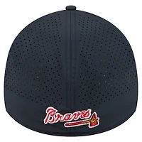 Casquette New Era 39THIRTY A-Frame perforée Flex bleu marine pour homme des Braves d'Atlanta