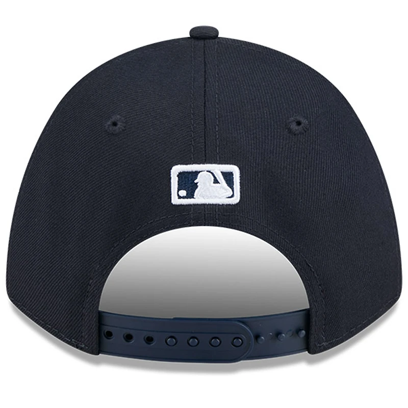 Casquette ajustable New Era 9FORTY M-Crown bleu marine pour homme, modèle Hall of Fame des Braves d'Atlanta