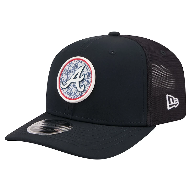 Men's New Era Navy Atlanta Braves Floral Patch 9SEVENTY Adjustable Hat