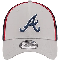 Casquette flexible 39THIRTY Pipe des Atlanta Braves New Era pour hommes, bleu marine