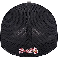 Casquette flexible 39THIRTY Pipe des Atlanta Braves New Era pour hommes, bleu marine