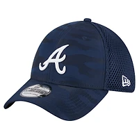 Casquette New Era 39THIRTY Flex bleu marine pour homme, motif camouflage subtil des Braves d'Atlanta