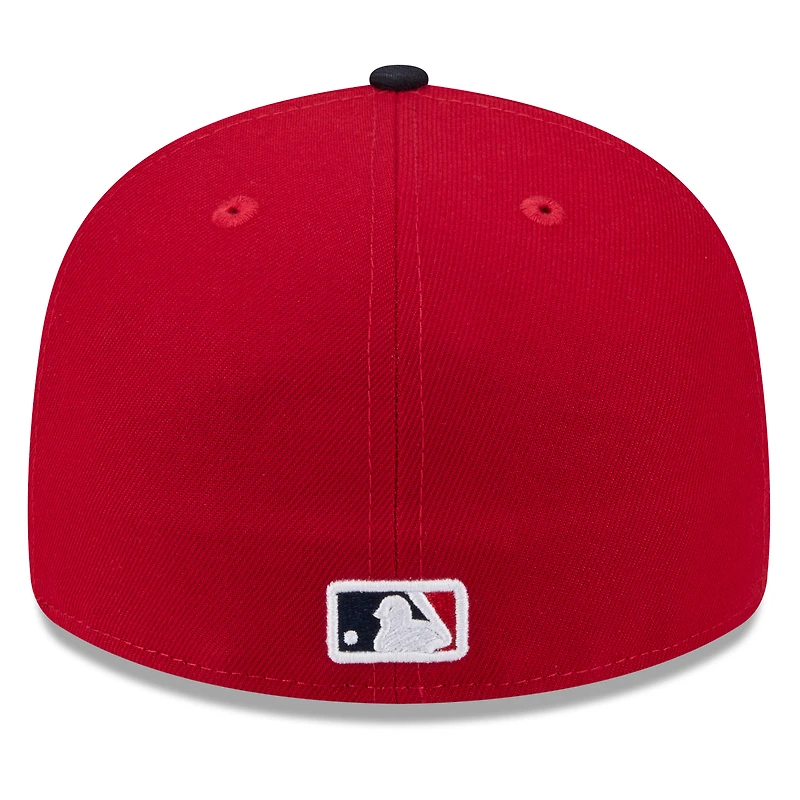 Casquette ajustée New Era rouge/marine Atlanta Braves 2026 Spring Training 59FIFTY pour homme