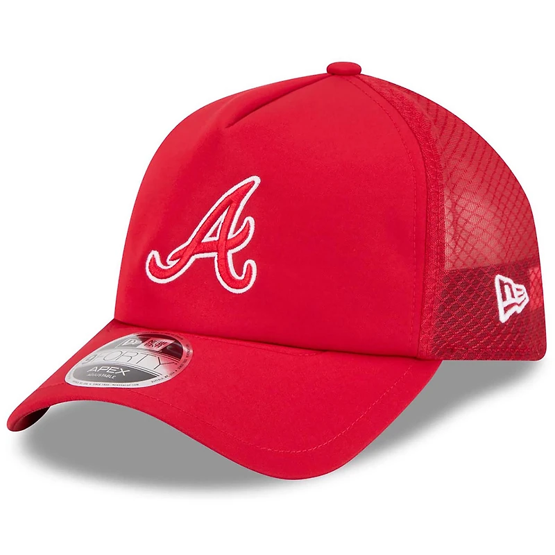 Men's New Era Atlanta Braves 2026 Batting Practice Apex 9FORTY Adjustable Trucker Hat