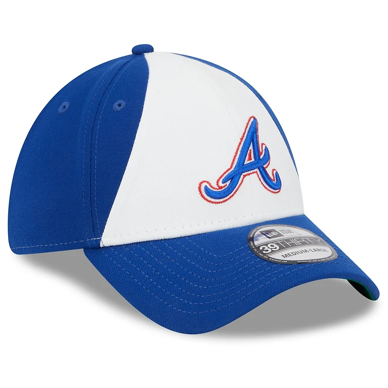 Casquette New Era blanche Atlanta Braves 2027 City Connect 39THIRTY Flex pour homme