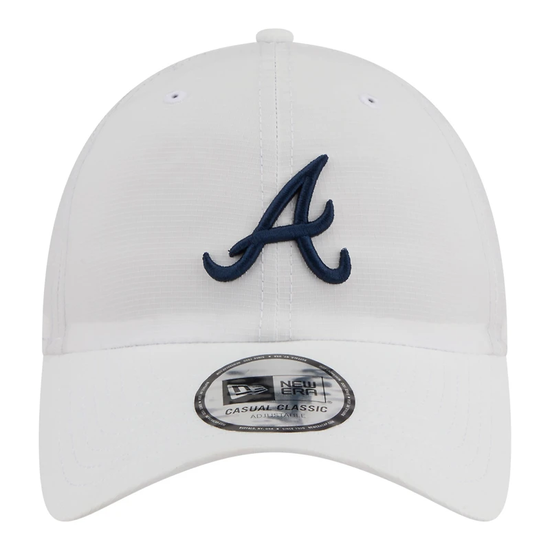 Casquette New Era blanche Atlanta Braves pour homme, style classique décontracté et ajustable en tissu ripstop.