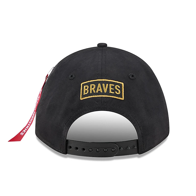 Casquette ajustable A-Frame 9FORTY noire des Braves d'Atlanta pour homme New Era x Alpha Industries