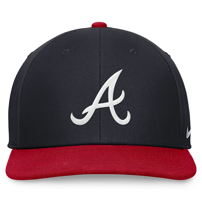 Men's Nike Navy/Red Atlanta Braves Two-Tone Snapback Hat
