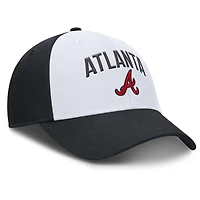 Casquette ajustable Nike Atlanta Braves Club Performance pour homme, blanche/bleu marine