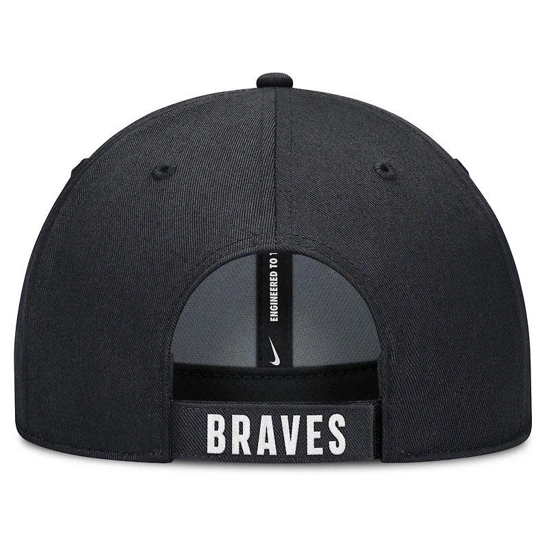 Casquette ajustable Nike Atlanta Braves Club Performance pour homme, blanche/bleu marine