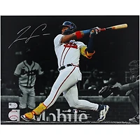 Photographie autographiée de Ronald Acuña Jr. des Braves d'Atlanta, 11" x 14"