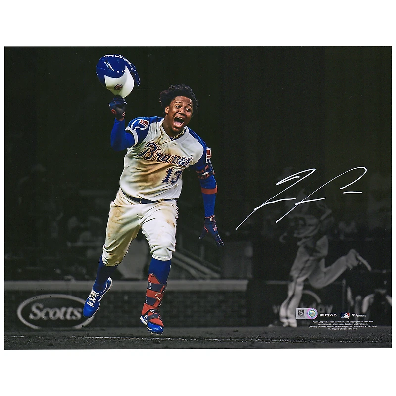 Photographie autographiée de 11"x 14" de Ronald Acuna Jr. Atlanta Braves pour célébrer la victoire