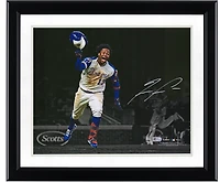 Photographie autographiée de 11"x 14" de Ronald Acuna Jr. Atlanta Braves pour célébrer la victoire