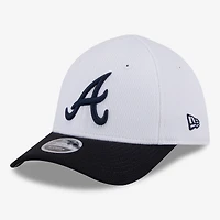Casquette ajustable New Era blanche Atlanta Braves pour tout-petit 39THIRTY M-Crown