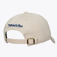 Casquette unisexe Mitchell & Ness crème Atlanta Braves hors saison 1904 à sangle réglable
