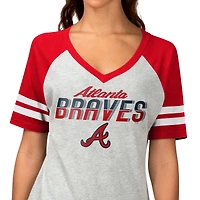 T-shirt raglan à col en V G-III 4Her pour femmes par Carl Banks, gris chiné, Atlanta Braves Goal Line