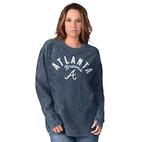 Sweat-shirt en velours côtelé confortable G-III 4Her by Carl Banks pour femme, bleu marine, des Atlanta Braves