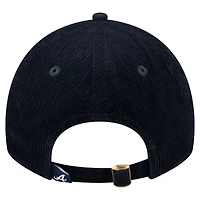 Casquette ajustable en velours côtelé 9TWENTY bleu marine des Atlanta Braves de New Era pour femme