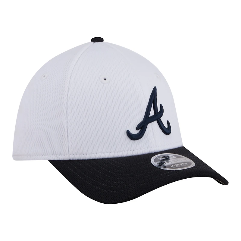 Casquette New Era Flex blanche et marine Atlanta Braves pour jeunes, modèle 39THIRTY M-Crown