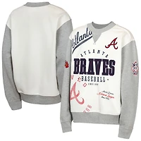 Sweat-shirt en polaire Youth Outerstuff crème/gris Atlanta Braves Big League Power Hit