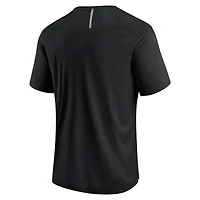 T-shirt noir Atlanta Falcons Defender Blackout pour homme