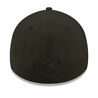 Men's New Era Atlanta Falcons Black On Alternate Logo 39THIRTY Flex Hat