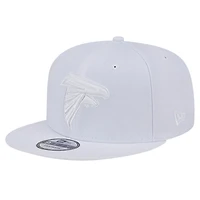 Casquette Snapback 9FIFTY Main Blanc sur Blanc des Atlanta Falcons New Era pour hommes