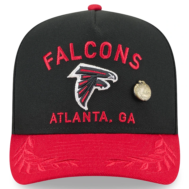 Casquette ajustée New Era 59FIFTY noire/rouge pour homme, modèle A-Frame, draft NFL 2025, des Falcons d'Atlanta