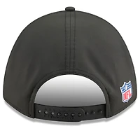 Casquette ajustable noire New Era Atlanta Falcons 2025 Sideline M-Crown 9FORTY pour homme