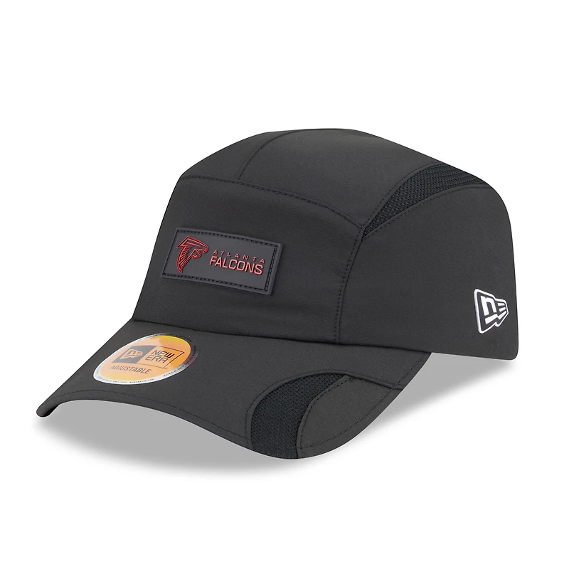 Men's New Era Black Atlanta Falcons 2025 Sideline  Runner Adjustable Hat