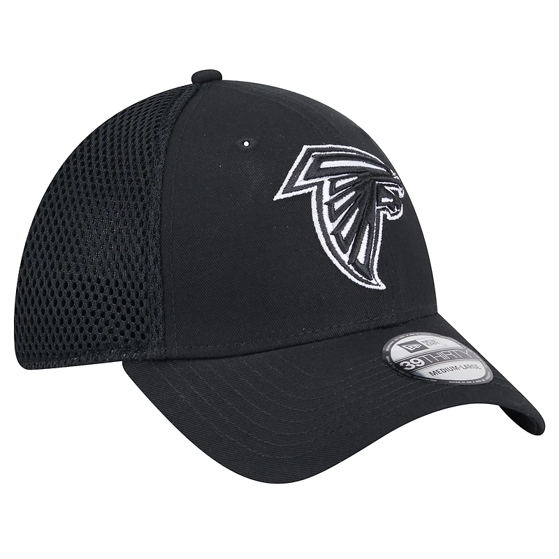 Men's New Era Black Atlanta Falcons Main Neo 39THIRTY Flex Hat
