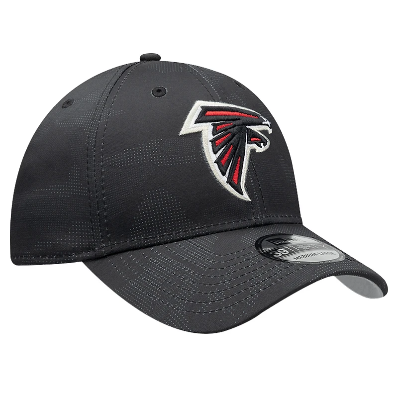 Casquette extensible 39THIRTY noire à motif camouflage ton sur des Falcons d'Atlanta de New Era pour homme