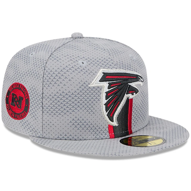 Casquette ajustée 59FIFTY Atlanta Falcons 2024 Sideline New Era pour homme, grise