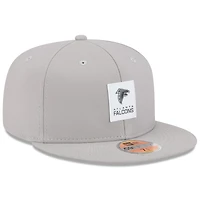 Casquette ajustée 59FIFTY Atlanta Falcons 2025 Sideline pour homme New Era grise