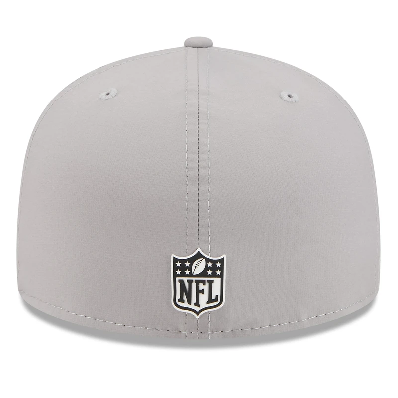 Casquette ajustée 59FIFTY Atlanta Falcons 2025 Sideline pour homme New Era grise