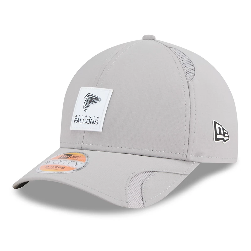 Men's New Era Gray Atlanta Falcons 2025 Sideline  M-Crown 9FORTY Adjustable Hat